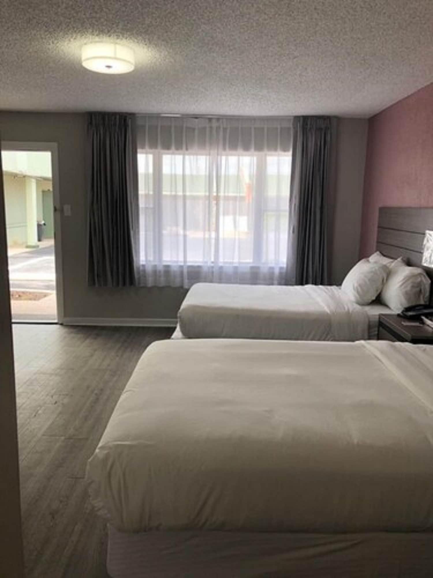 伊克诺旅馆套房酒店 阿比林 外观 照片